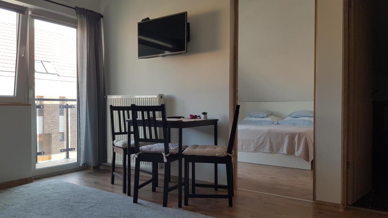 Vegvar Delux Apartman Gyula Eksteriør bilde
