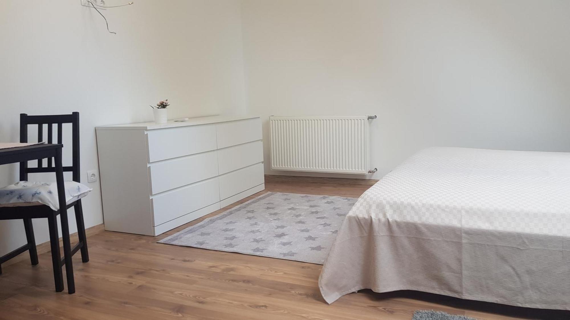 Vegvar Delux Apartman Gyula Eksteriør bilde